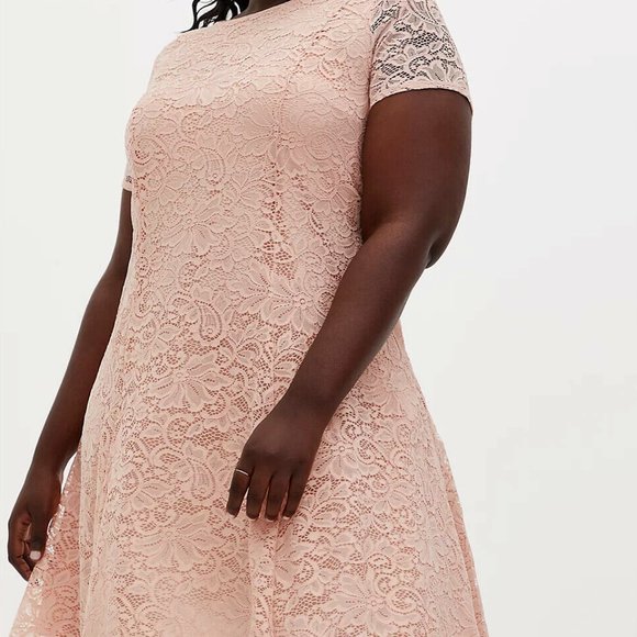 New Torrid Light Pink Lace Fluted Dress with Pockets - Picture 3 of 4